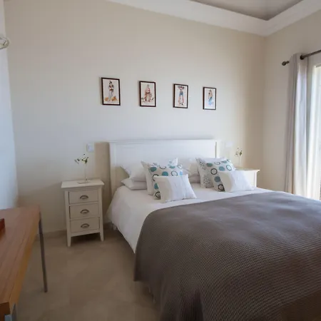 Palheiro Village フンシャル