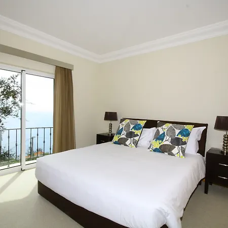 Palheiro Village フンシャル