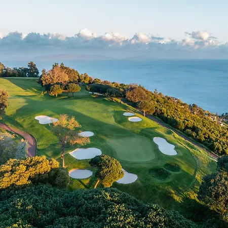 Palheiro Village フンシャル