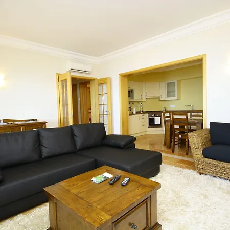 ホリデーパーク Palheiro Village フンシャル