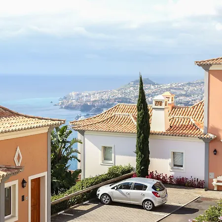 Palheiro Village- Villas & Apartments 5*