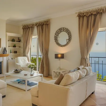 منتزه العطل Palheiro Village 5*